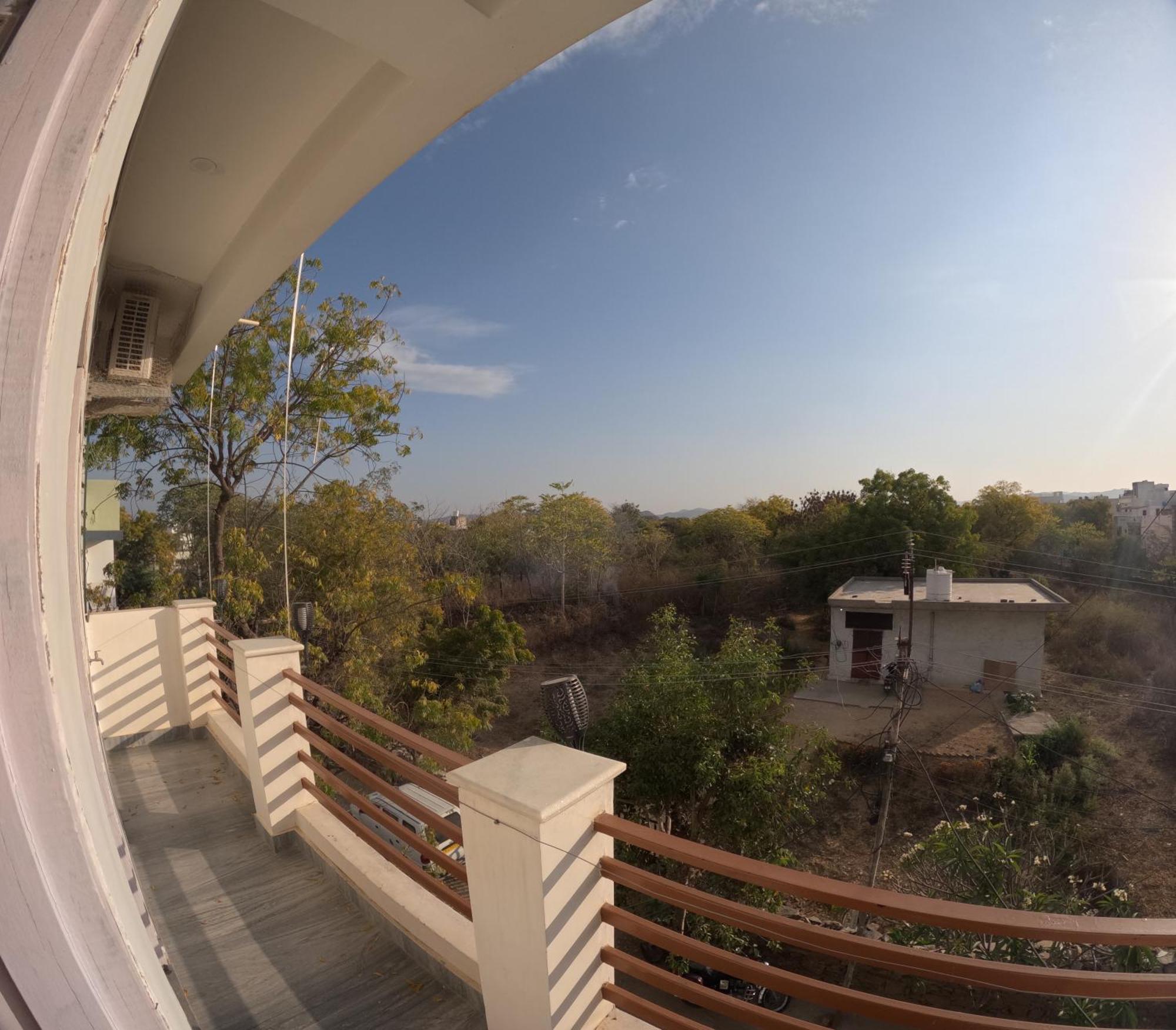 Choudhary White House Udaipur Διαμέρισμα Εξωτερικό φωτογραφία
